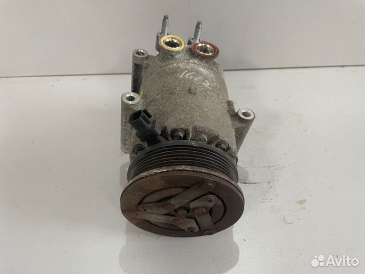 Компрессор кондиционера Ford Focus 3