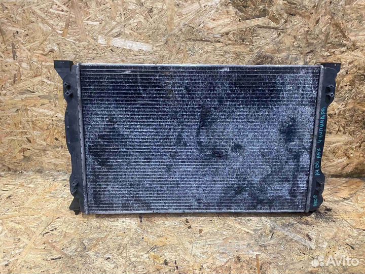 Радиатор (основной) Audi B6 (2000—2006) 8E0 121 25