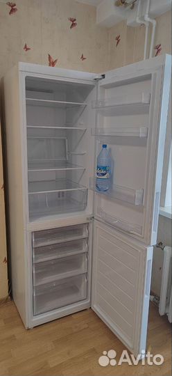 Холодильник Haier C2F536cwmv