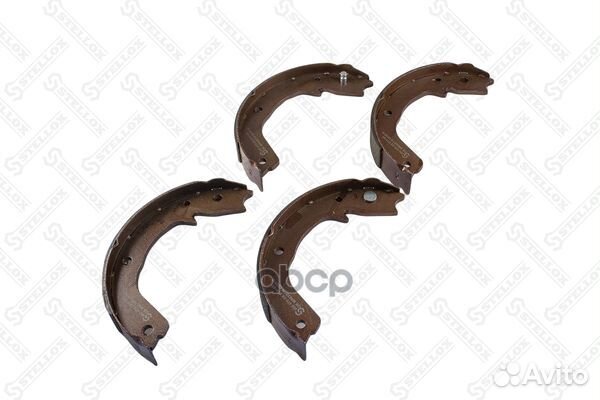 000 479SX FSB4027 MN150861 колодки барабанны