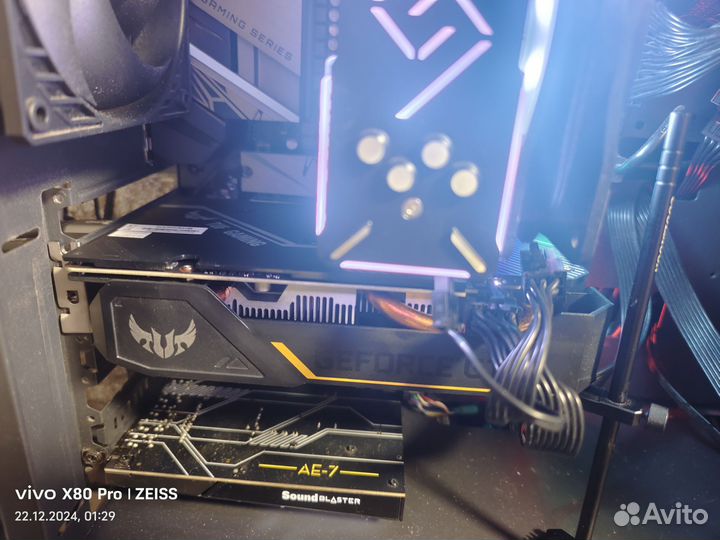 GTX 1660 ti(мощнее 1660 super на 10%)