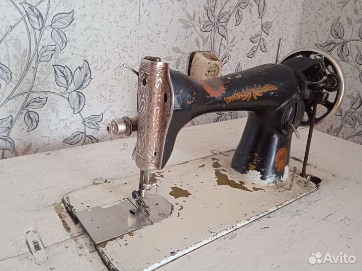 Швейная машинка