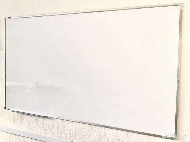 Магнитно маркерная доска