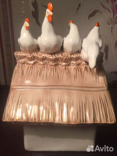 Шкатулка «На птичнике» или Собачья будка»