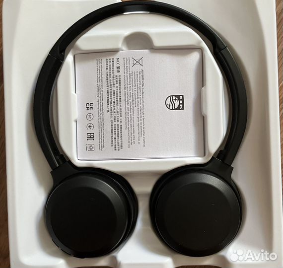 Беспроводные наушники philips
