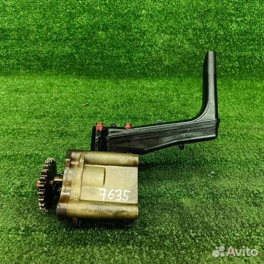 Масляный насос Ford Focus 2 2007 5263609