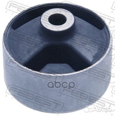 Сайленблок задней подушки двигателя toyota isis