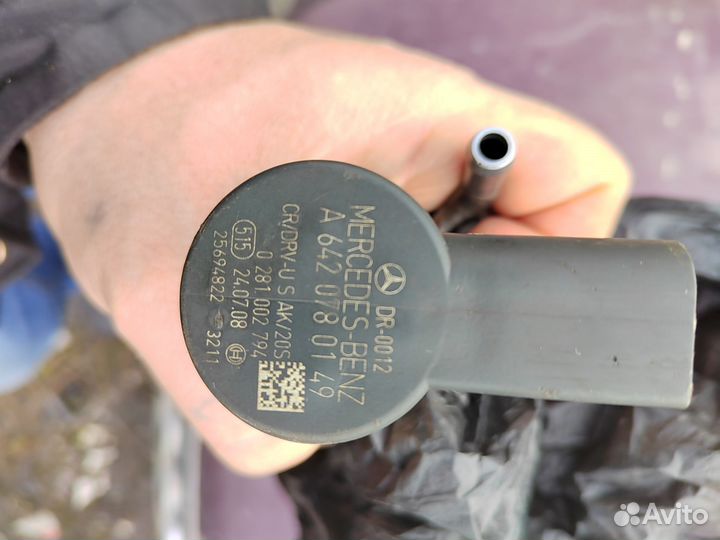 Топливная рампа mercedes 642 мотор