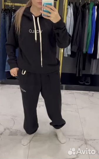 Спортивный костюм