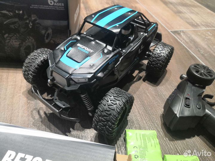Машина на радиоуправлении новая