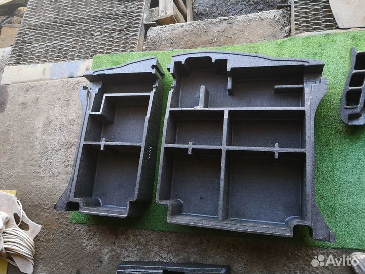 Ящик багажника на Ford Kuga 2008-2013