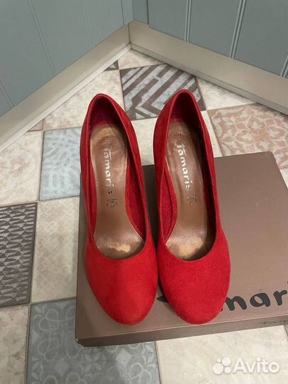 Туфли женские 36 размер красные