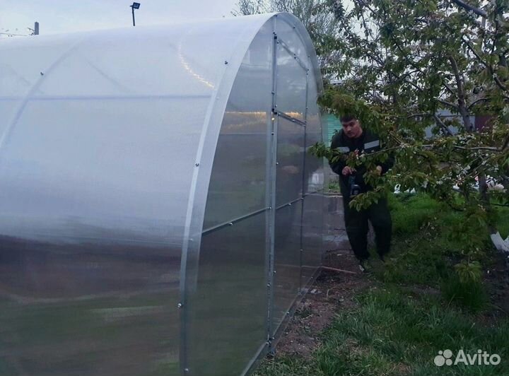 Теплица из поликарбоната