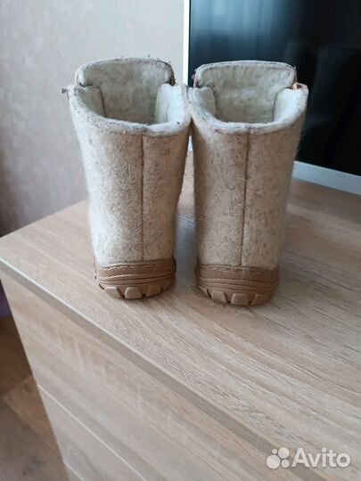 Продам детские валенки