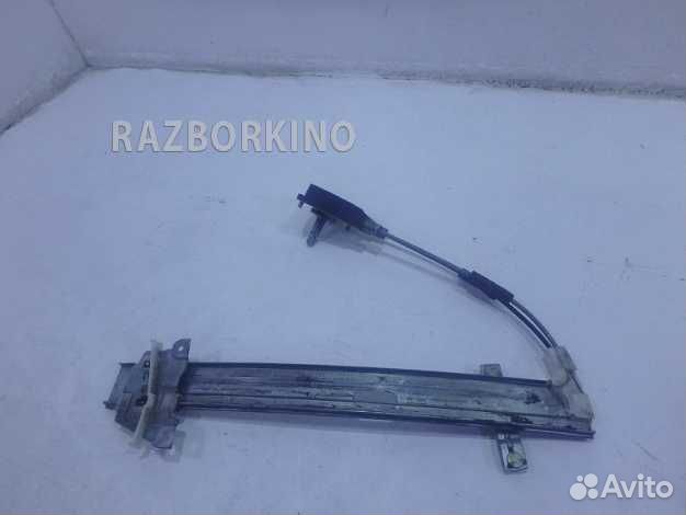 Стеклоподъемник механический задний левый