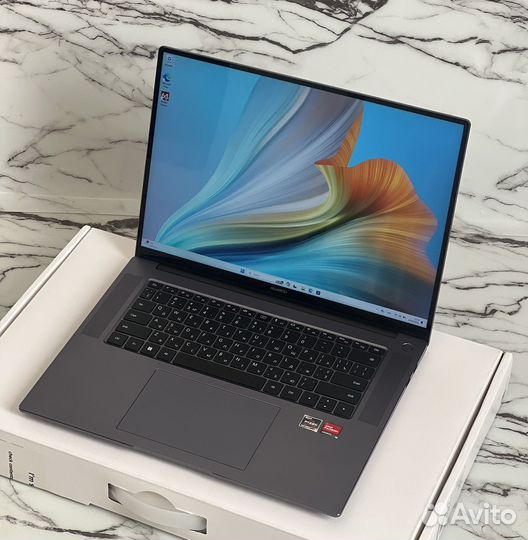 Huawek matebook 16 2,5K R7 5800H 16GB 512GB