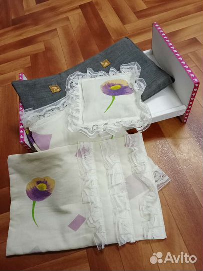 Кукольная кроватка