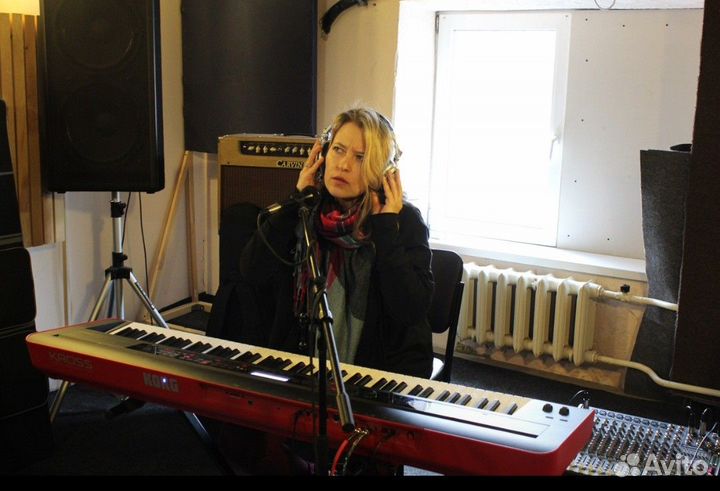 Обучение игре на фортепиано и синтезаторе