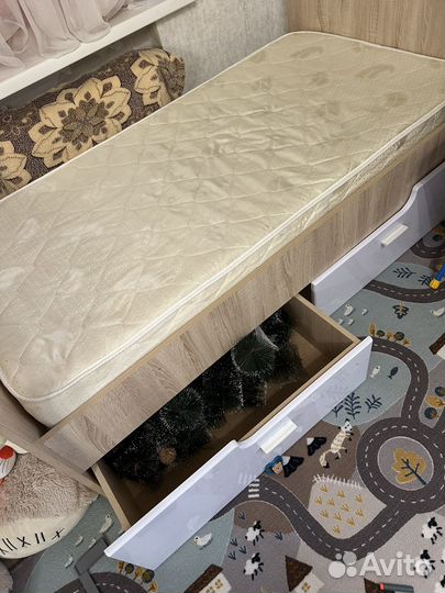 Кровать детская