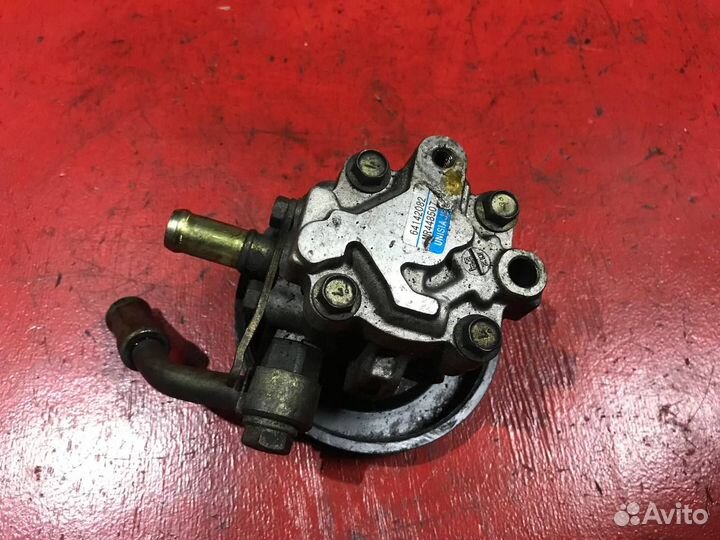 Насос гура Mitsubishi Pajero Sport SUV 4D56 2.5L