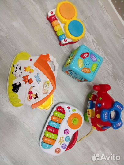 Развивающие игрушки пакетом