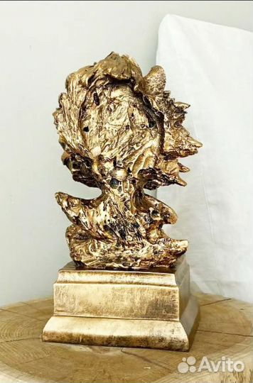 Статуэтка Льва