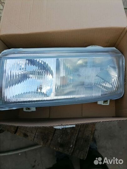 Фарa левая passat б4