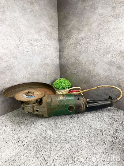М. Ушм Makita 9069