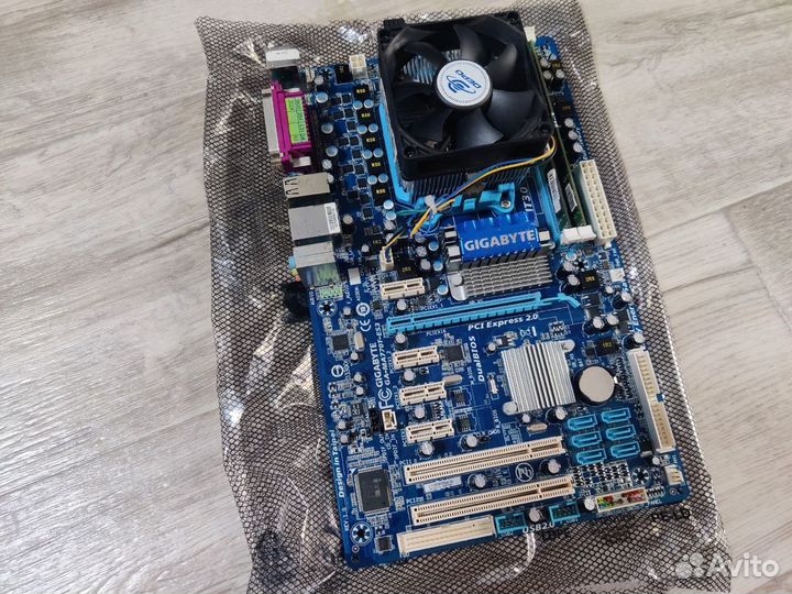 Материнка AM3 DDR3 на 5 карт+ проц+ озу+ кулер