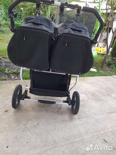 Коляска для двойни bumbleride indie twin