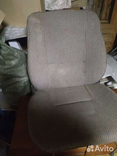 Переднее сиденье москвич 2141