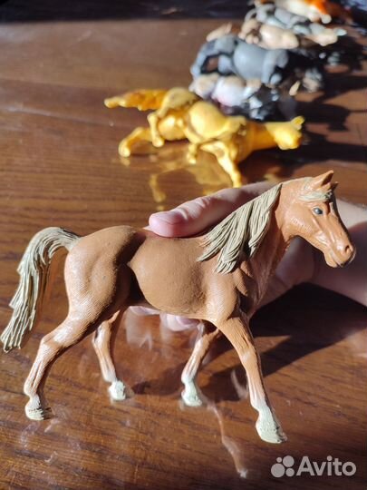 Лошадь игрушка