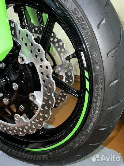 Kawasaki zx6r