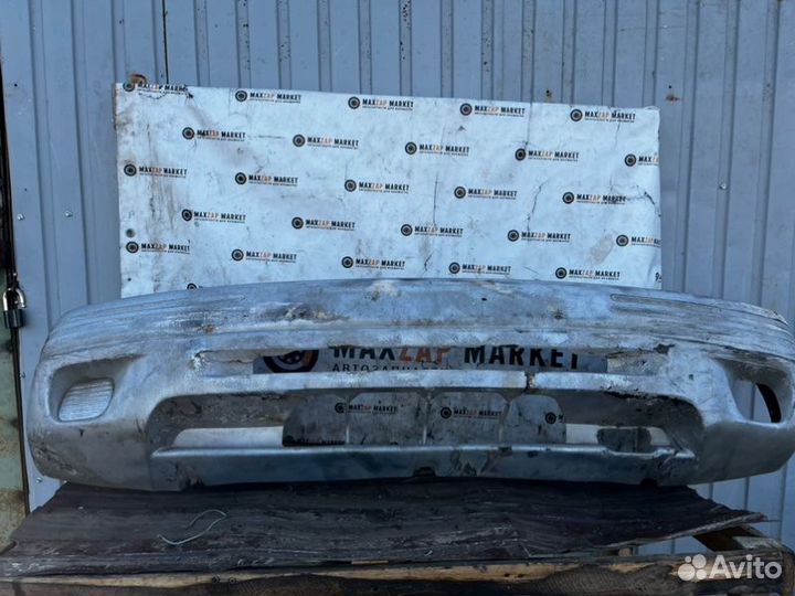 Бампер передний Suzuki Grand Vitara 2000