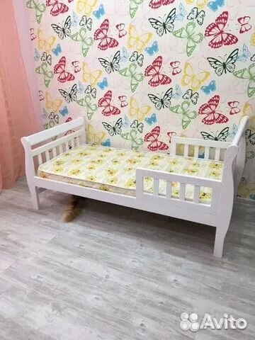 Детская кровать из массива 