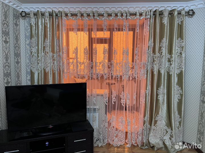 Занавескт с партьерами