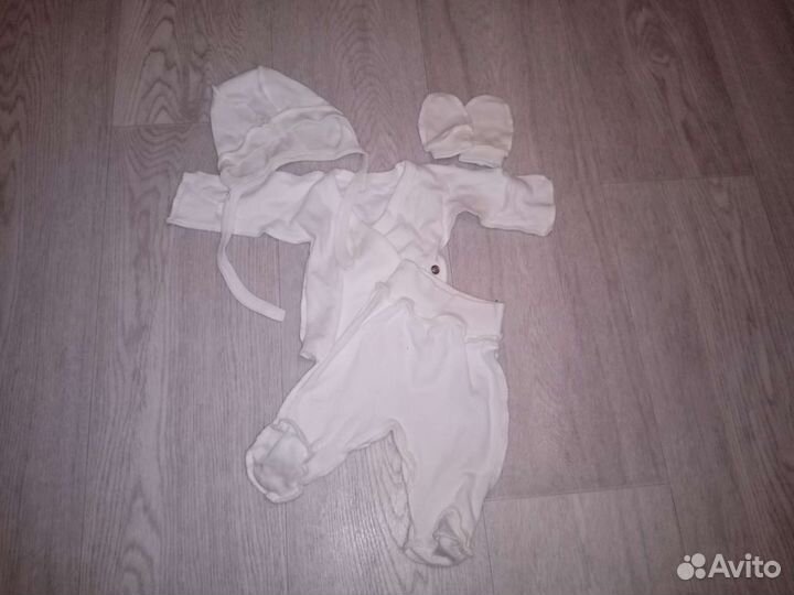 Вещи для недоношеного малыша