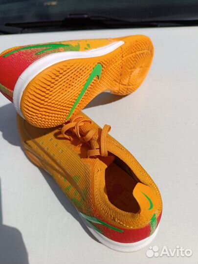 Футзалки nike