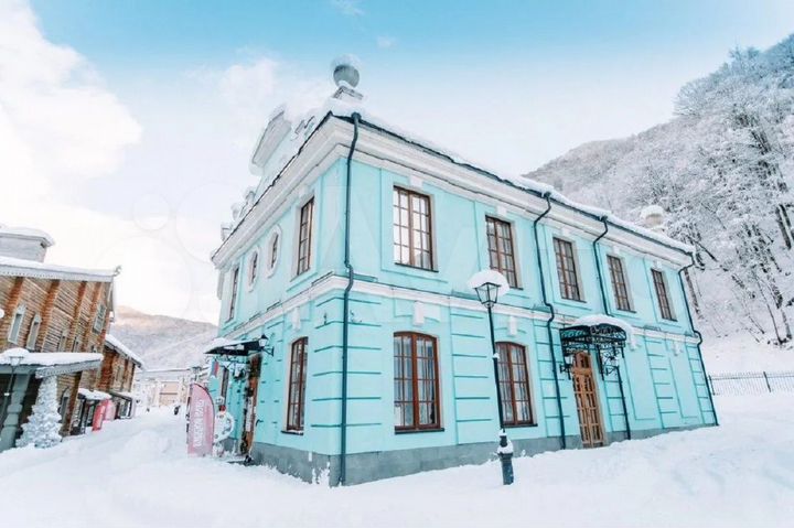 Гостиница, 1200 м²