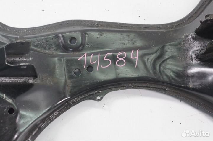 Балка под двс передняя Toyota Rav4 ACA22