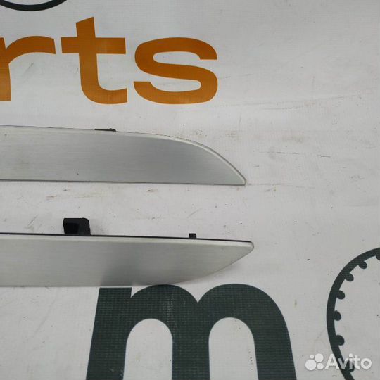 Декоративная накладка Audi Q3 8U 2013