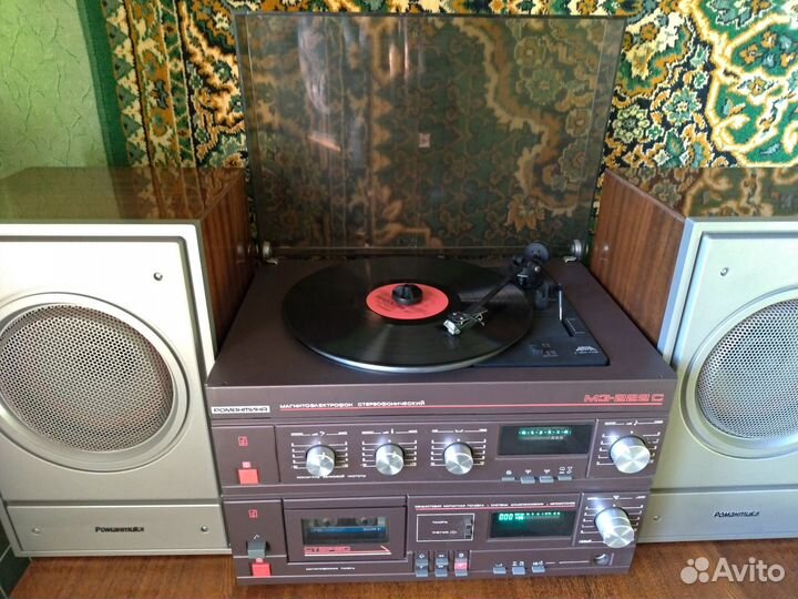 Музыкальный центр Романтика с акустикой