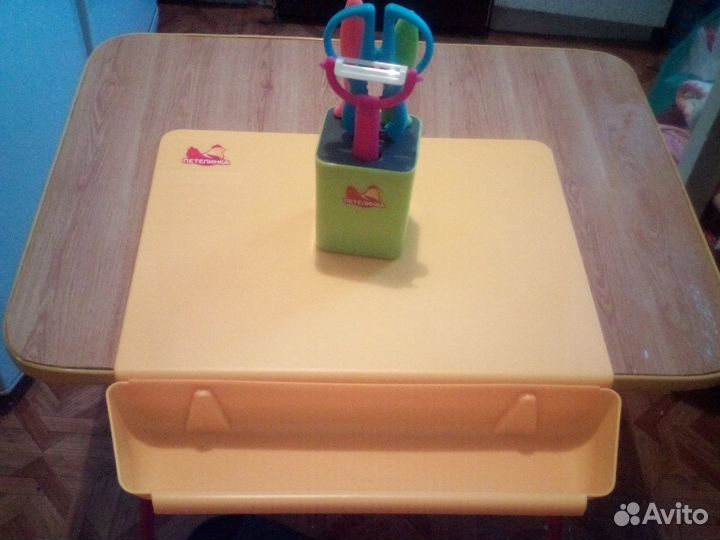 Доска и ножи Петелинка