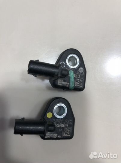 Датчик удара Skoba 3Q0959651A