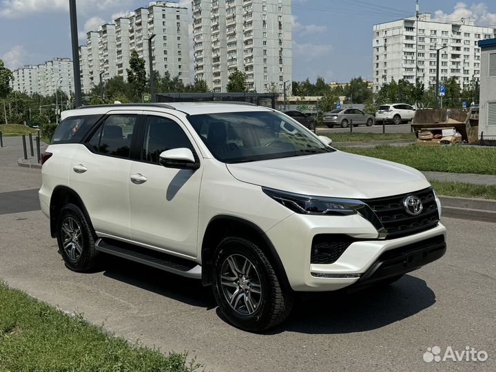 Toyota Fortuner 2.8 AT, 2023, 1 км