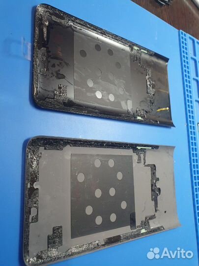 Задняя крышка.samsung A80.Золотая