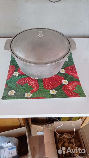 Казан чугунный