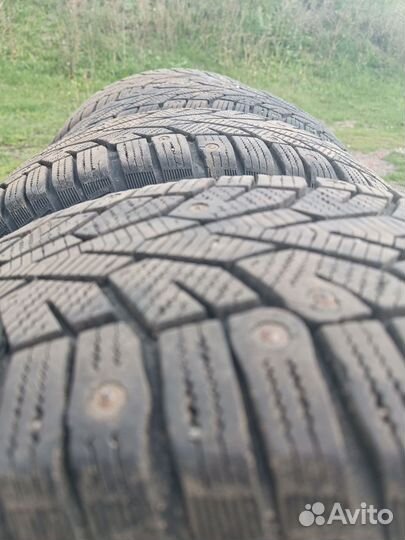 Gislaved NordFrost 100 SUV 215/65 R16