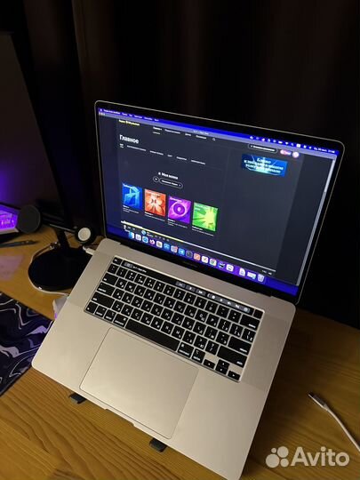 Apple Macbook Pro 16 2019 i9/16GB/1TB