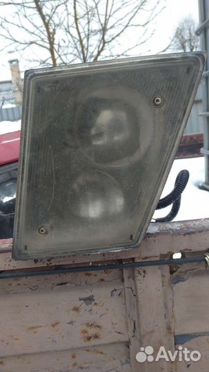 Уголок капота левый вольво внл 670